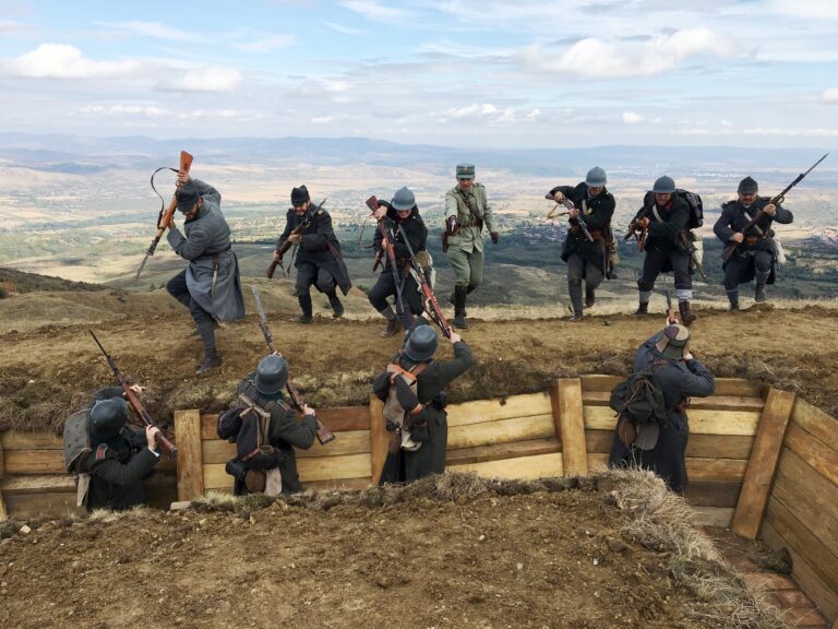 Cafeneaua BdB | Mircea Stoica, președintele Asociației Tradiția Militară: „Tradiția Militară s-a născut în primul rând în jurul unor persoane pasionate de istorie, mai exact, de istoria militară.”