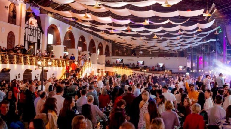 Concert de Sfântul Ion, mâine, în București. Pe scena de la Berăria H va urca Jazz Trio