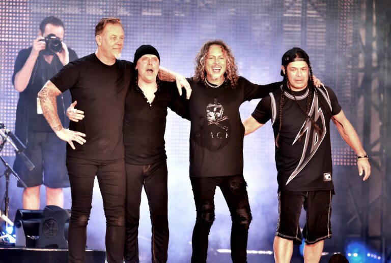 Concertele anului 2026 în România: Metallica, Chris Isaak și Russell Crowe vin la București