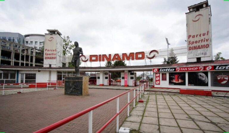 Dinamoviștii își iau rămas-bun de la vechiul stadion și salută noua arenă