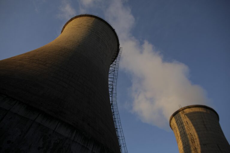 ELCEN anunță un adaos de apă de 300 t/h peste limita de avarie