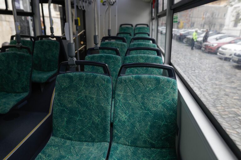 Ilfov: Trei autobaze noi și zeci de autobuze electrice, o investiție de 40 de milioane de euro pentru transportul public