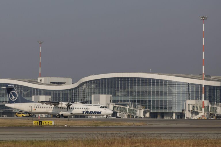 O mare parcare long term, cu 2 etaje și 800 de locuri, se construiește la Aeroportul Otopeni