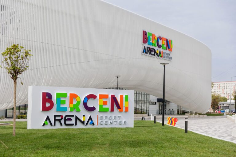 Patinoarul Berceni Arena, închis publicului. Accesul pe gheață este permis doar pentru antrenamentele din cadrul campionatului