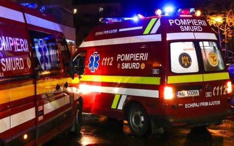 Peste 700 de români au solicitat Ambulanța în noaptea de Revelion, din cauza accidentelor cu petarde și consumului excesiv de alcool