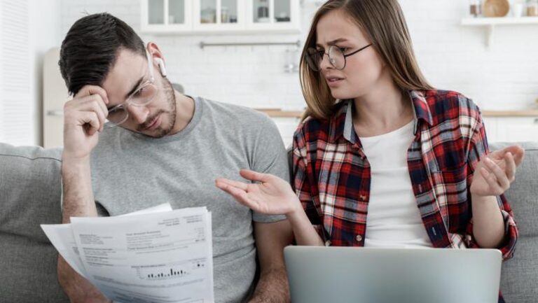 Plafonarea prețului la gaze expiră la 1 aprilie 2026. Cât ar putea crește facturile românilor după liberalizare