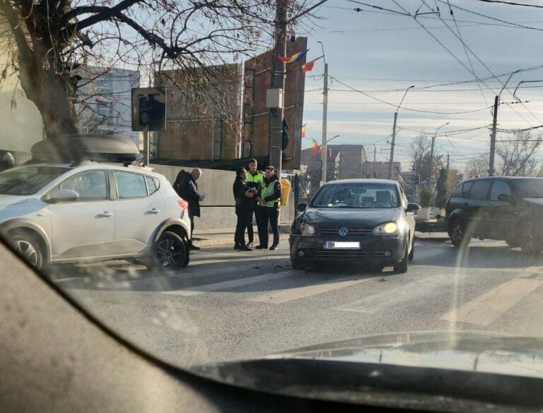 Problemele semafoarelor în intersecția aglomerată din București