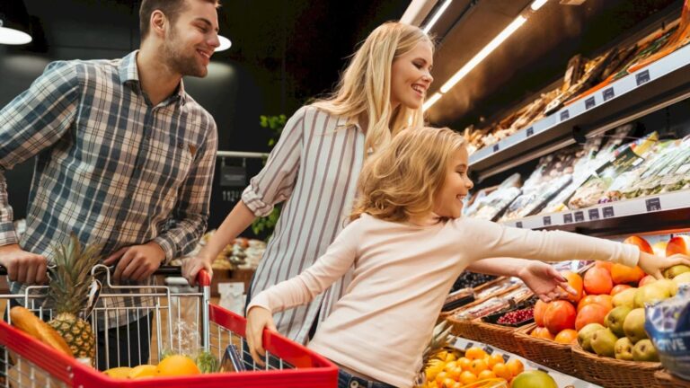 Programul magazinelor din București de Ziua Unirii: Lidl, Kaufland și Carrefour își anunță orele de funcționare