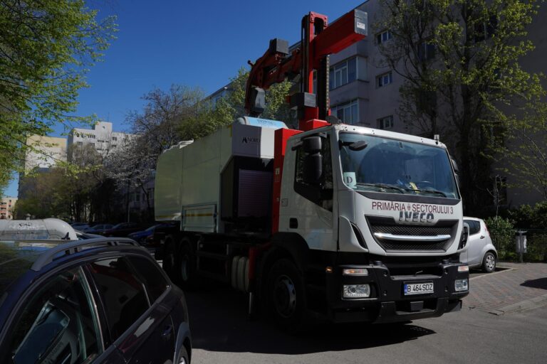 Sector 3 | Pubele pentru colectarea separată a deșeurilor