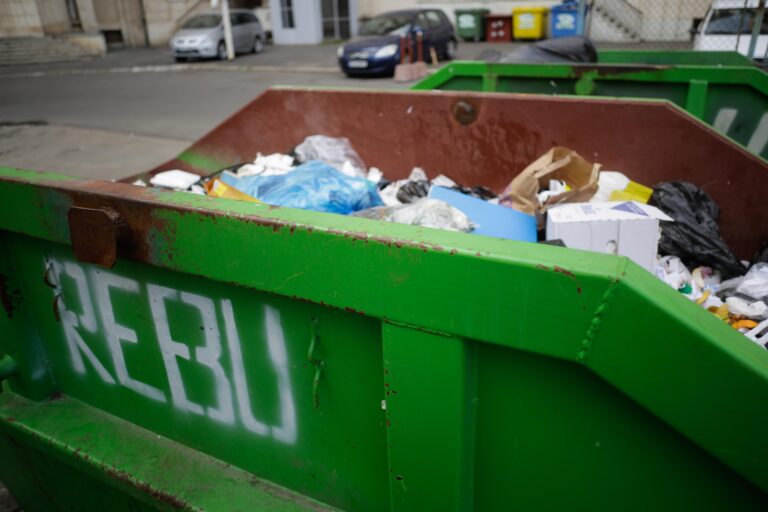 Sector 5 | Locuitorii care nu și-au reînnoit contractele de salubrizare rămân fără acest serviciu de la 1 februarie