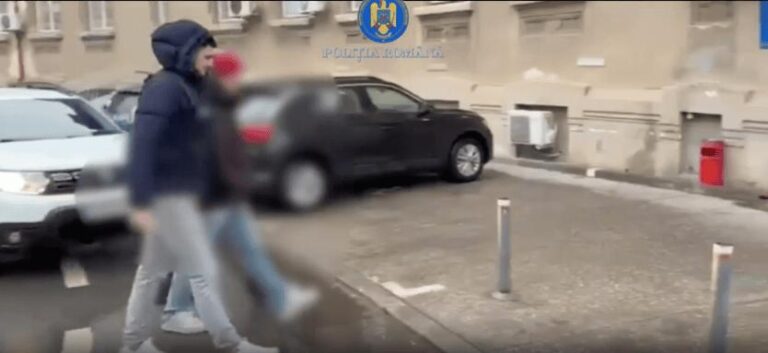 Un hacker a jefuit online un bătrân de 83 de ani, realizând 190 de tranzacții în decurs de 10 luni