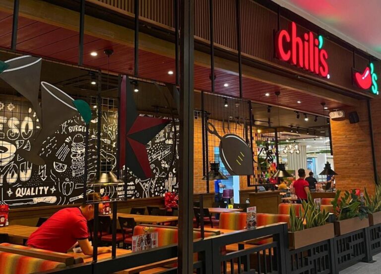 Un nou lanț de restaurante în București: primul Chili’s se deschide în Mall, la Băneasa. Cât costă faimoasele Chicken Crispers și Texas Cheese Fries