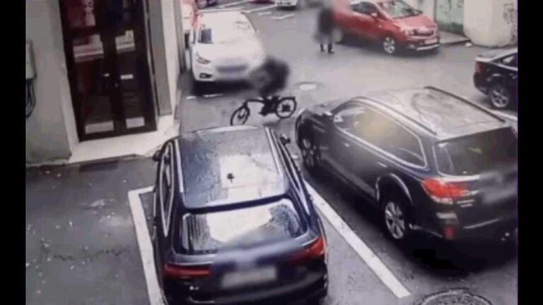 Bărbat reținut după o tentativă de furt a unui scuter aparținând unui cetățean nepalez