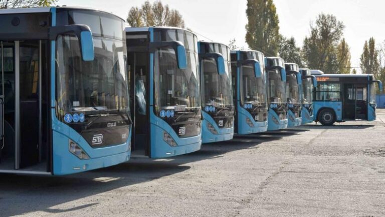 Modificări temporare în circulația autobuzelor din București din cauza meciului de fotbal