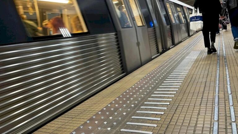 Probleme la metroul din București pe Magistrala M1