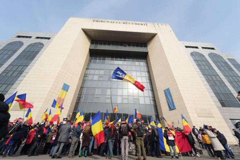 Proteste AUR în țară faţă de majorarea taxelor şi impozitelor locale