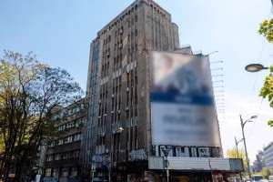 Blocul ARO-Patria așteaptă relocarea proprietarilor pentru consolidare