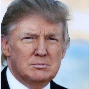 Donald Trump va apărea pe paşapoartele americane din iulie 2026