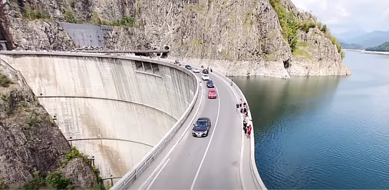 Hidroelectrica a demarat umplerea controlată a lacului Vidraru