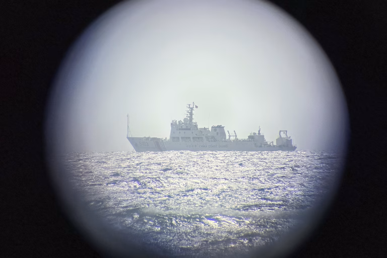 China a desfășurat peste 100 de nave în apele regionale