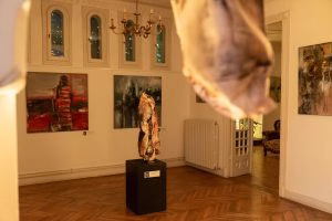 Galeria Madrigal deschide expoziția „Corul Madrigal – 63 de ani”