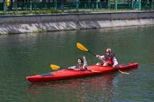 Plimbări gratuite cu caiace pe Dâmbovița în cadrul Străzi Deschise