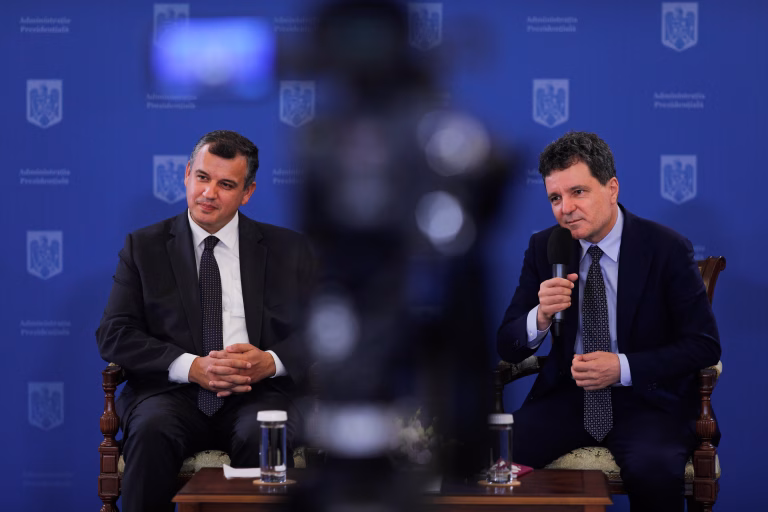 Parlamentari rezervați la scenariul Eugen Tomac-premier