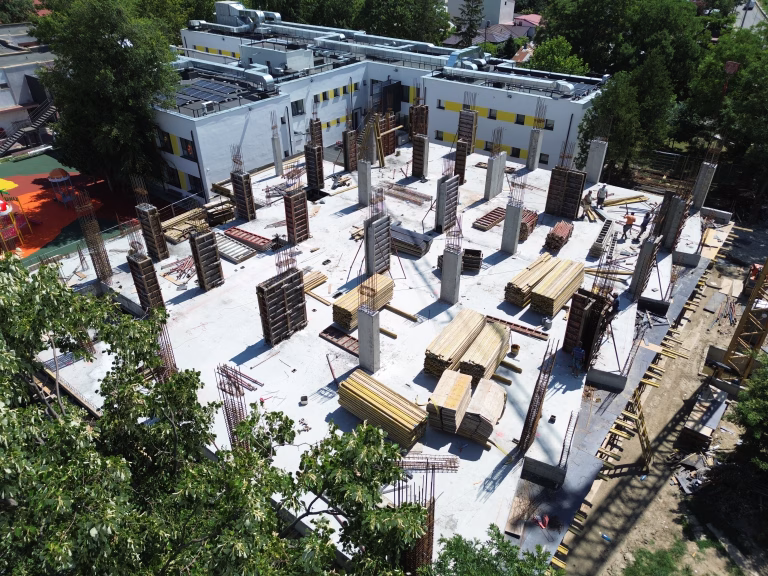 Sectorul 3 accelerează investițiile în infrastructura educațională
