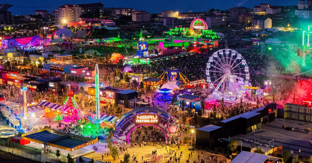Beach, Please! 2026 a adunat 600.000 de participanți la Costinești - Evenimente