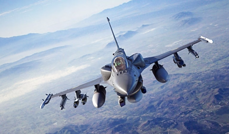 General SUA anunță prima victorie aeriană F-16 asupra Rusiei