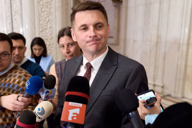 Senatul respinge legea ANI; PNL și USR redepun proiectul