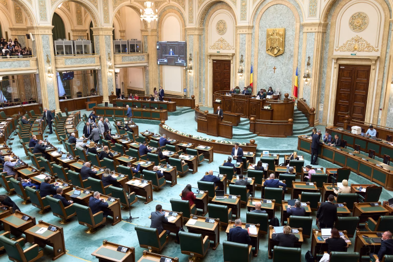Senatul, sesiune extraordinară 4-6 august pentru jalon PNRR
