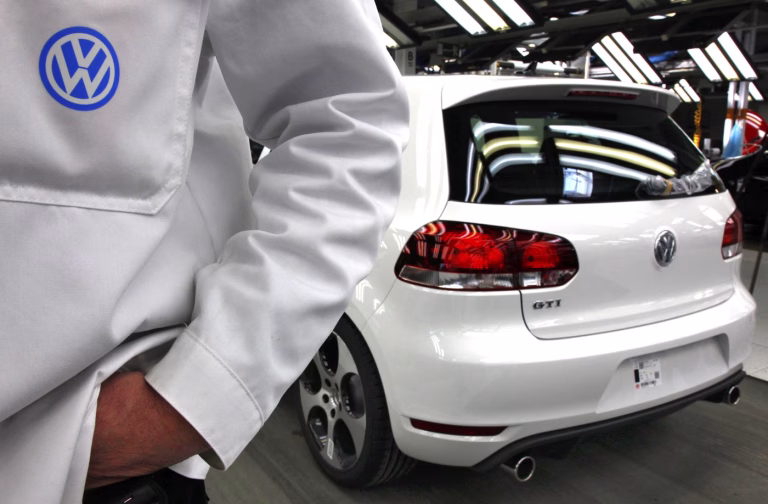 Volkswagen reduce la jumătate numărul de modele și limitează producția la 9 milioane de vehicule