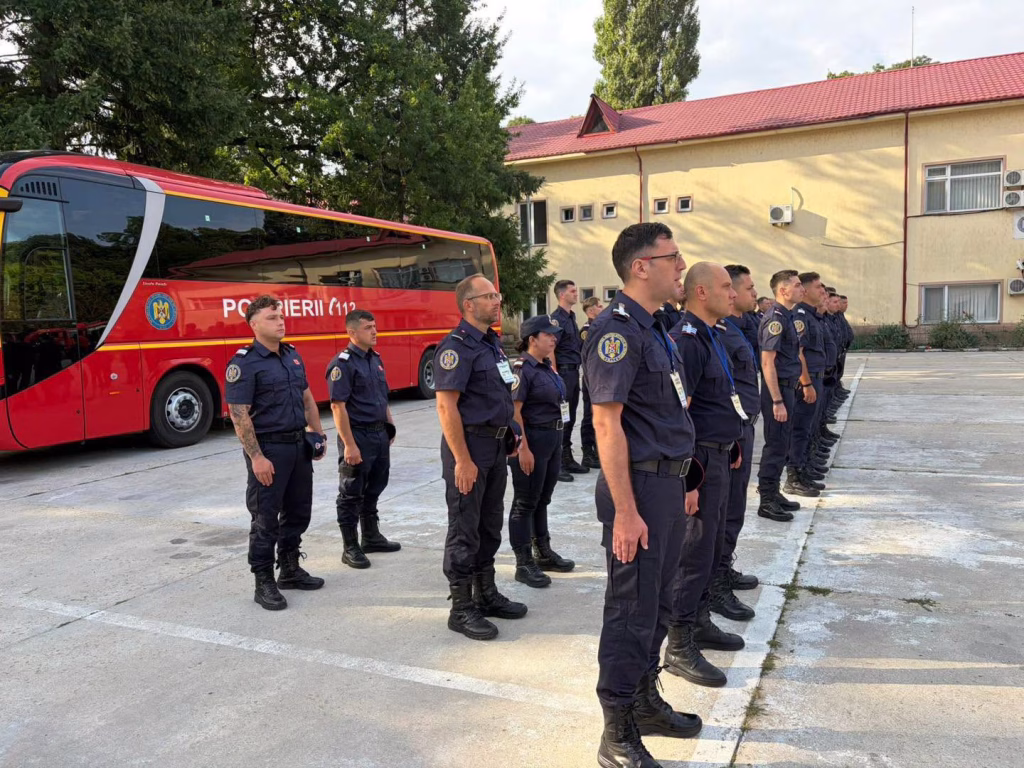 IGSU trimite al treilea contingent de pompieri în Grecia - Opinii