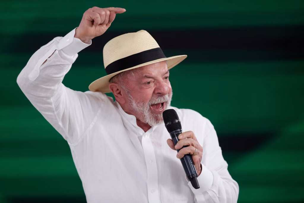 Lula da Silva, 80 de ani, candidează pentru al patrulea mandat în Brazilia - Opinii