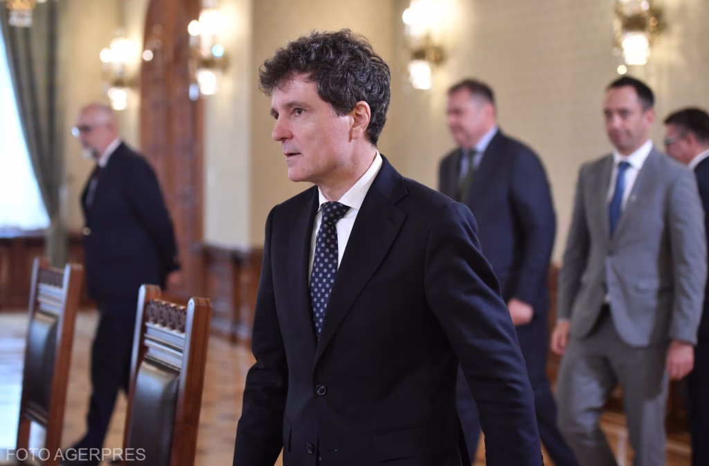 Nicușor Dan a convocat liderii partidelor pe Legea salarizării - Opinii