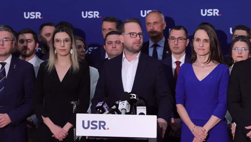 Oana Țoiu: mai sunt 30 de zile pentru a corecta legea ANI - Opinii