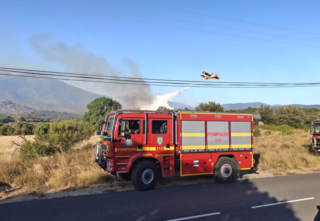 Pompierii români au intervenit duminică în zona Correns-Châteauvert, Franța - Opinii