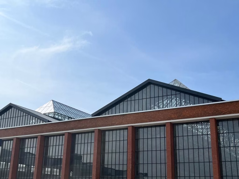 Primăria Sectorului 3 își mută sediul în Hala Laminor