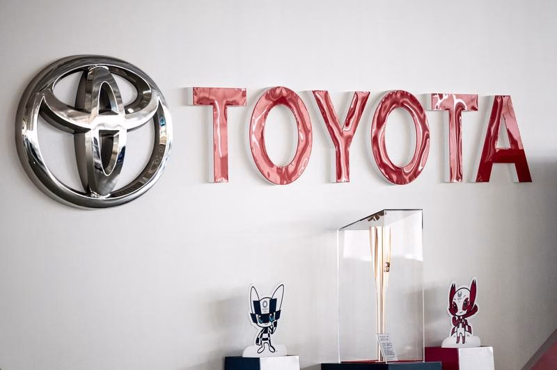 Toyota extinde proiectul-pilot cu camere video montate pe mașini - Opinii