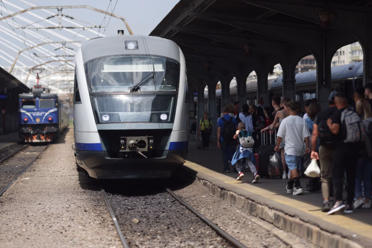 Trenurile București–Brașov au pierdut 9,7% din pasageri în S1 2026