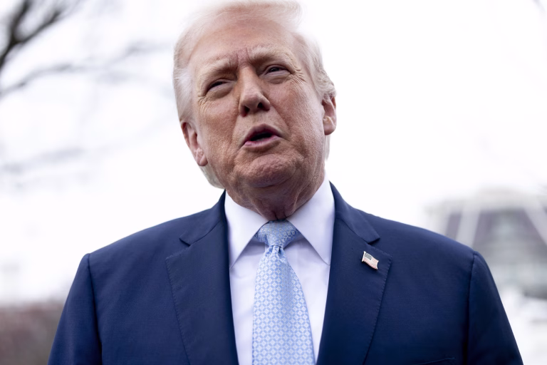 Trump anunță intenția de a declara Ormuz teritoriu SUA