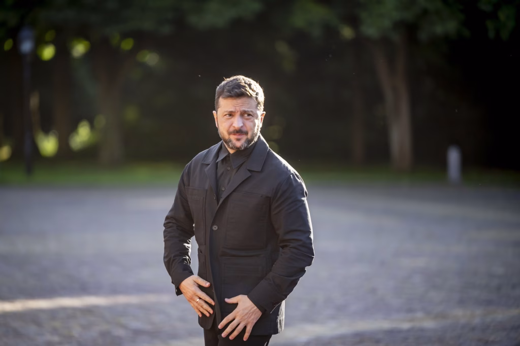 Zelenski efectuează sâmbătă prima vizită în Serbia - Opinii