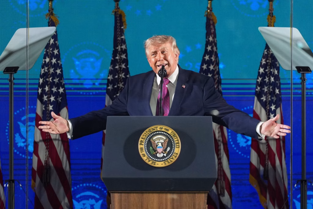 Trump anunță progrese privind bază militară SUA în Polonia - Opinii