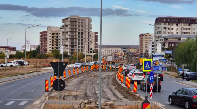 Lucrările de tramvai pe Prelungirea Ghencea, blocate la Valea Largă