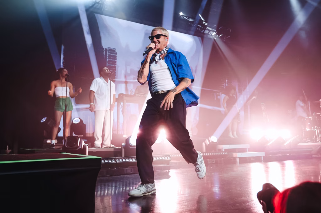 Macklemore a lansat turneul „Free Palestine” la Dublin - Opinii
