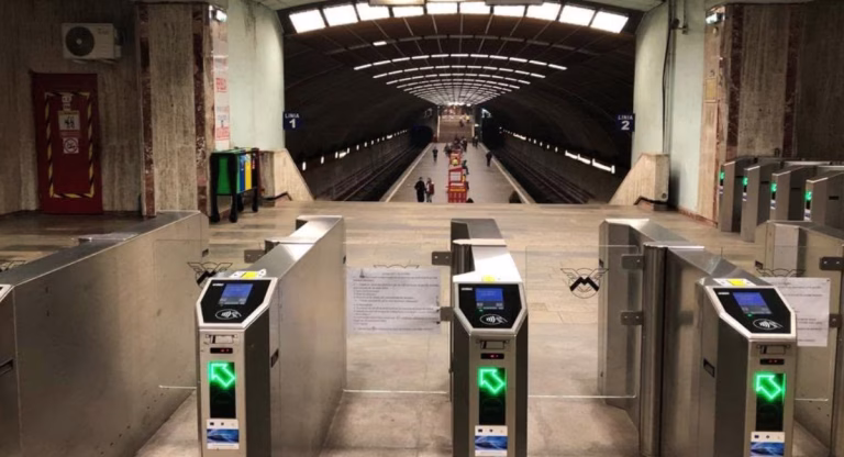 Metrorex, CFR SA și CFR Călători reiau angajările
